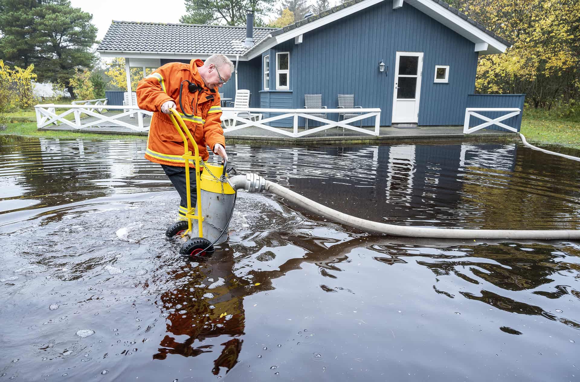 Beredskabschef Efter At Have Pumpet Vand Væk Fra Sommerhuse I Tre Døgn: Det Er ...