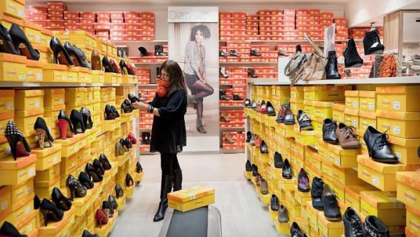 sommer eksplosion opadgående Pop-up-butik: Europas største skokæde åbner i gågaden | ugeavisen.dk