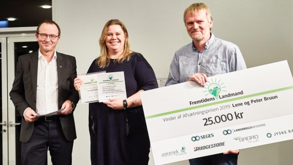 `Lene og Peter` er kåret som `Fremtidens landmænd`