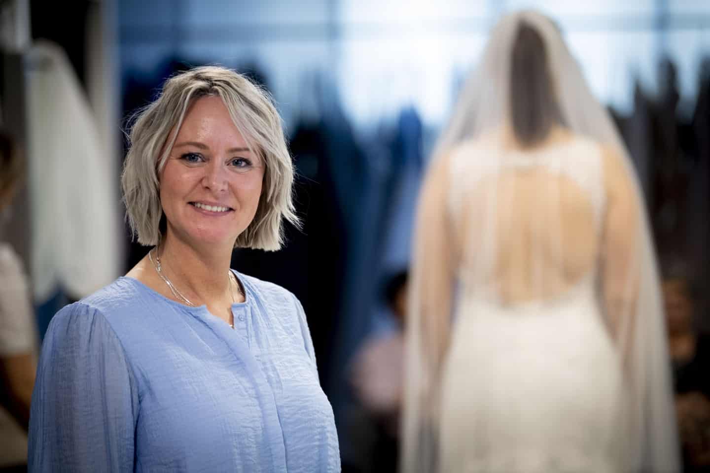 Tina flytter sin kjolebutik: Det bliver underligt at rykke det væk fra | dbrs.dk