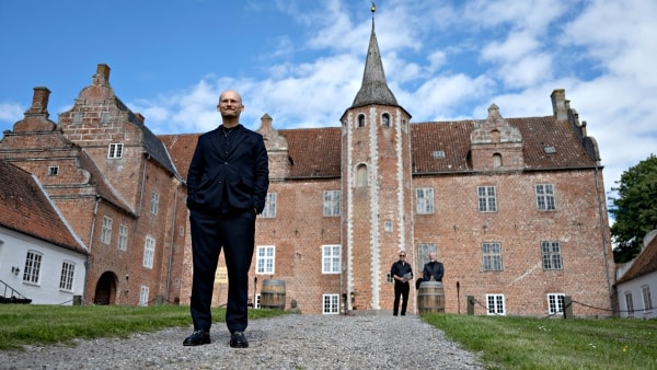 Nu kan du leje milliardærs historiske slot: -Det skal ikke ligge isoleret som en ø