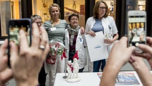 Regionshospitalet Viborg blev fredag fejret for den fornemme kåring som landets bedste mellemstore hospital. Derudover blev flere specialer hyldet, fordi de også særskilt er nummer et i Danmark. Foto: Morten Dueholm