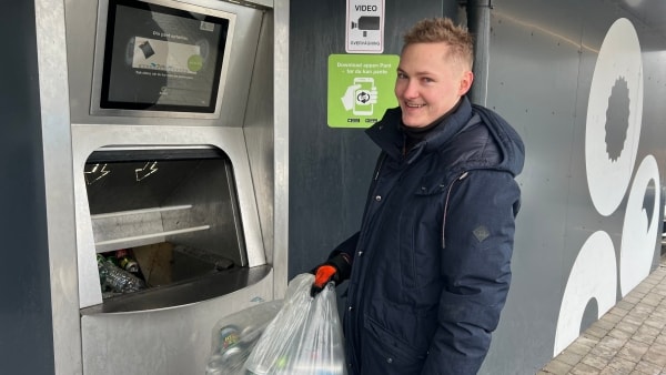 Næsten 25 Millioner Flasker Og Dåser Har På Halvandet år Været Igennem Pantstationen På 