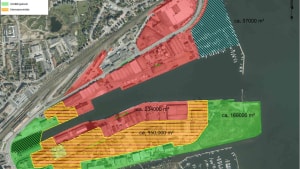 Kortet viser, hvor der i følge havneaftalen skal ske byudvikling inkl. på den inderste del af havnebassinet (grøn zone), hvor kommunen og havnen løbende skal snakke sammen om, hvad der kan og skal ske (gul zone), og hvor erhvervshavnen er urørlig (rød zone). Det blå område er Marina Nord, som havnen ønsker at inddæmme til nyt havneareal.   Kort: Lifa