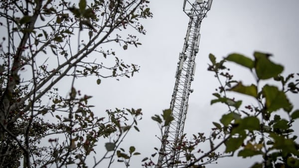 Ny 48 meter høj mast på vej til lille fynsk landsby - og endnu flere er på vej