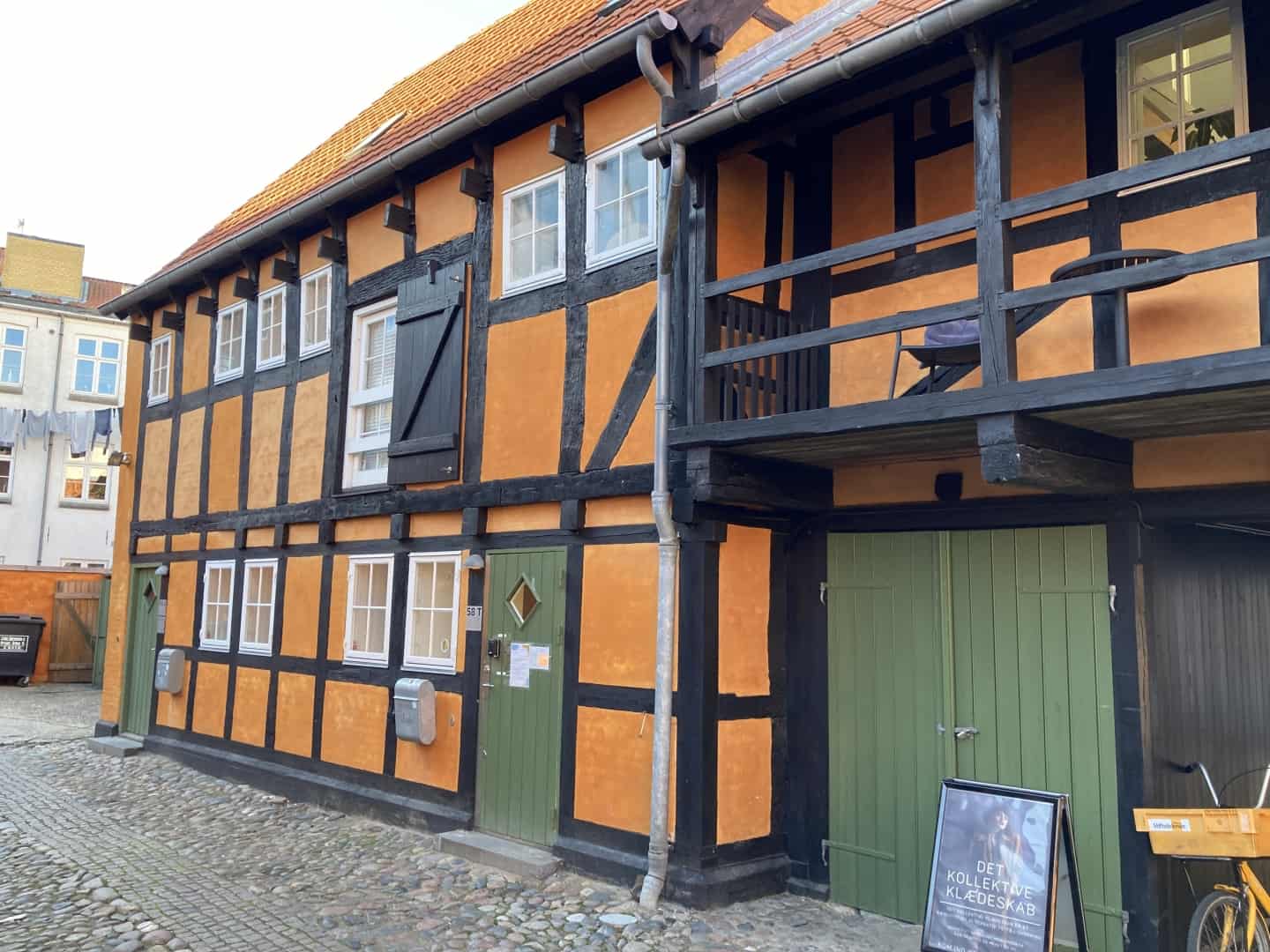 Godt nok Aarhus i konstant forandring, og gamle huse rives - men rummer stadig masser af bindingsværk og idyl | hsfo.dk