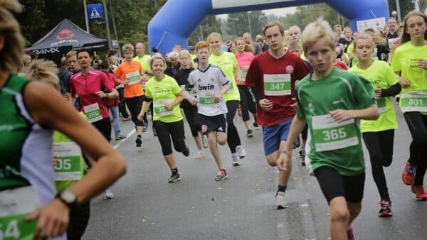 Foreninger Stiller Med Næsten 100 Frivillige Til Maraton Jvdk 