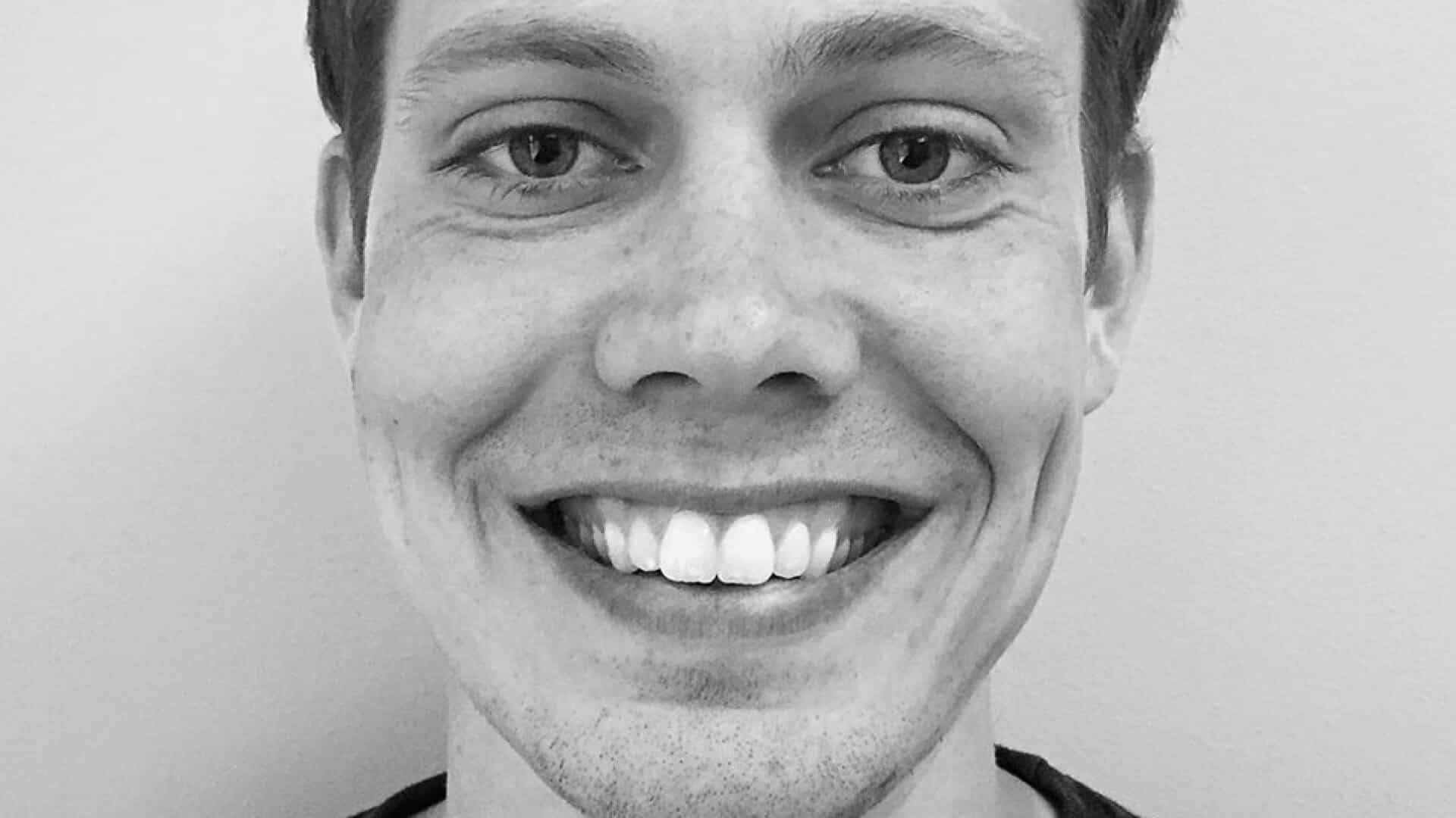 Nage Risskov Stjernernes vejledning i den mørkeste nat | ugeavisen.dk