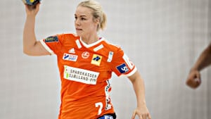 Susanne Madsen er HH's nye forsvarsgeneral og også all-round-spiller i bagkæden.  Foto: Michael Bager