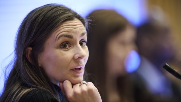 Marlene tjener over en million ved at dobbeltjobbe som politiker: - Vælgerne har aldrig klaget