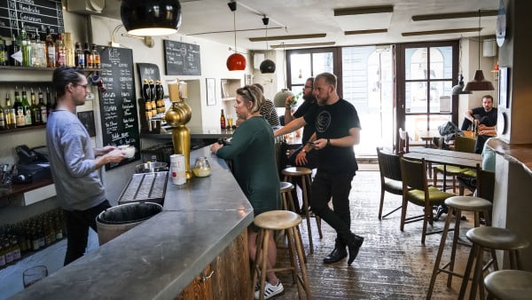 Madanmeldelse af Vesterlauget (Vestergade) fra stiften.dk