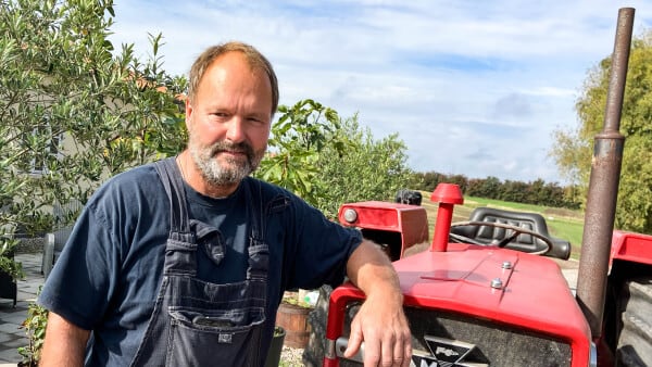 Bent fik nej – men naboen fik lov til at bygge større: Sommerhusejer føler sig snydt af kommunen