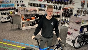 Cykel 50.000 kroner forsvandt for helt uventet at dukke op igen: skal den sælges til en speciel pris | vafo.dk