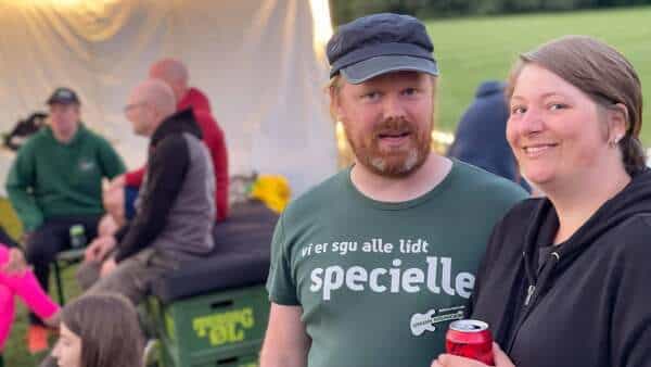 – Kæft, du kysser kedeligt: Først da Ele skulle nøgen på tv, gav Martin klar besked