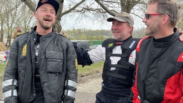 Hans farligste stunt nogensinde: Se den vilde video her