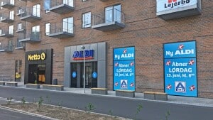 Den nye Aldi bliver nabo til Netto, som også slår dørene op på lørdag klokken otte. Foto: Matias Mortensen