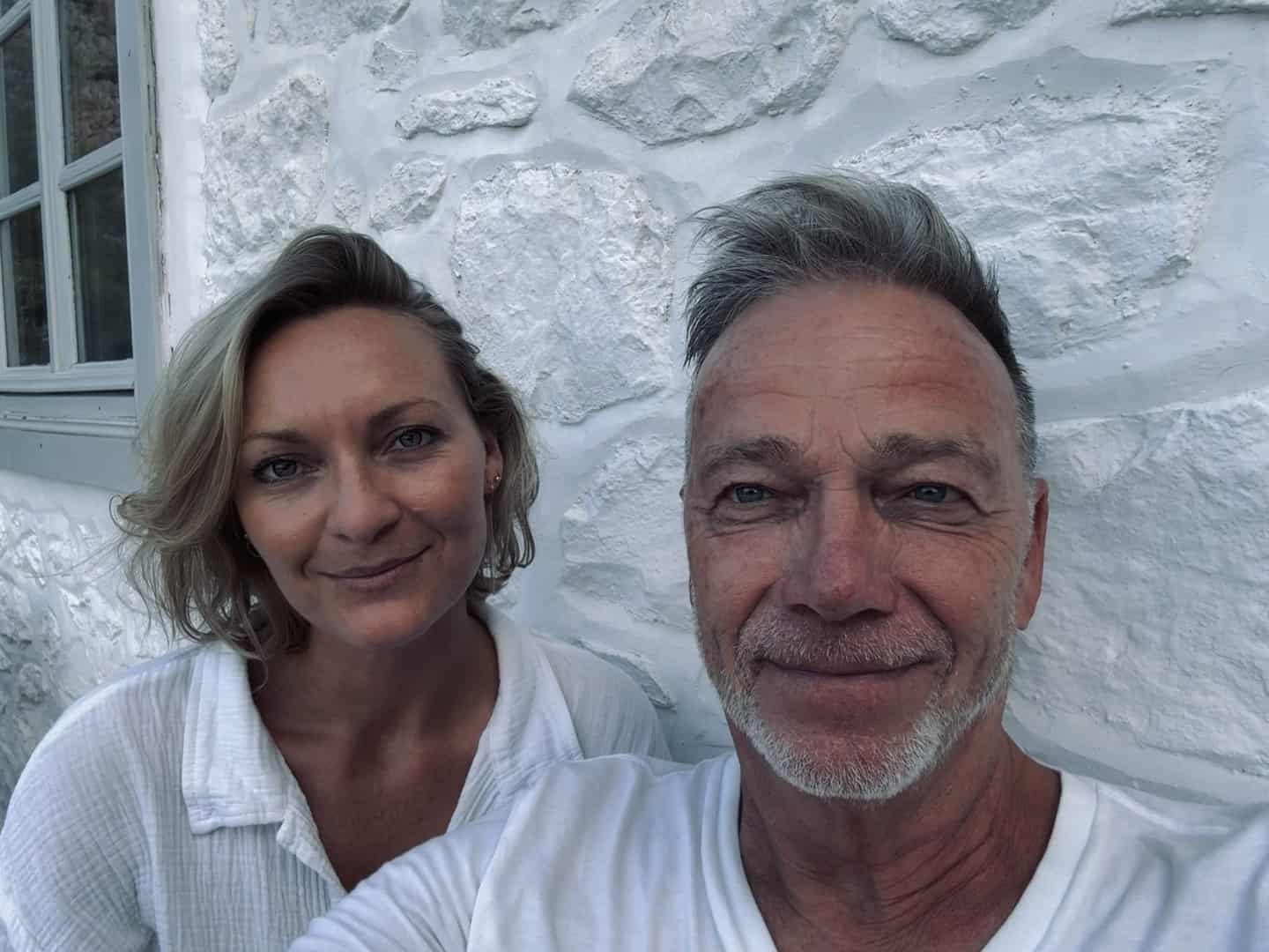 Kendt Hornbæk-par springer ud i vildt eventyr: Åbner et helt særligt sted - laaangt fra Hornbæk | helsingordagblad.dk