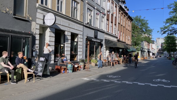 Beboerne elskede roen, cyklisterne strømmede til, og butikkerne nød godt af den nye stemning