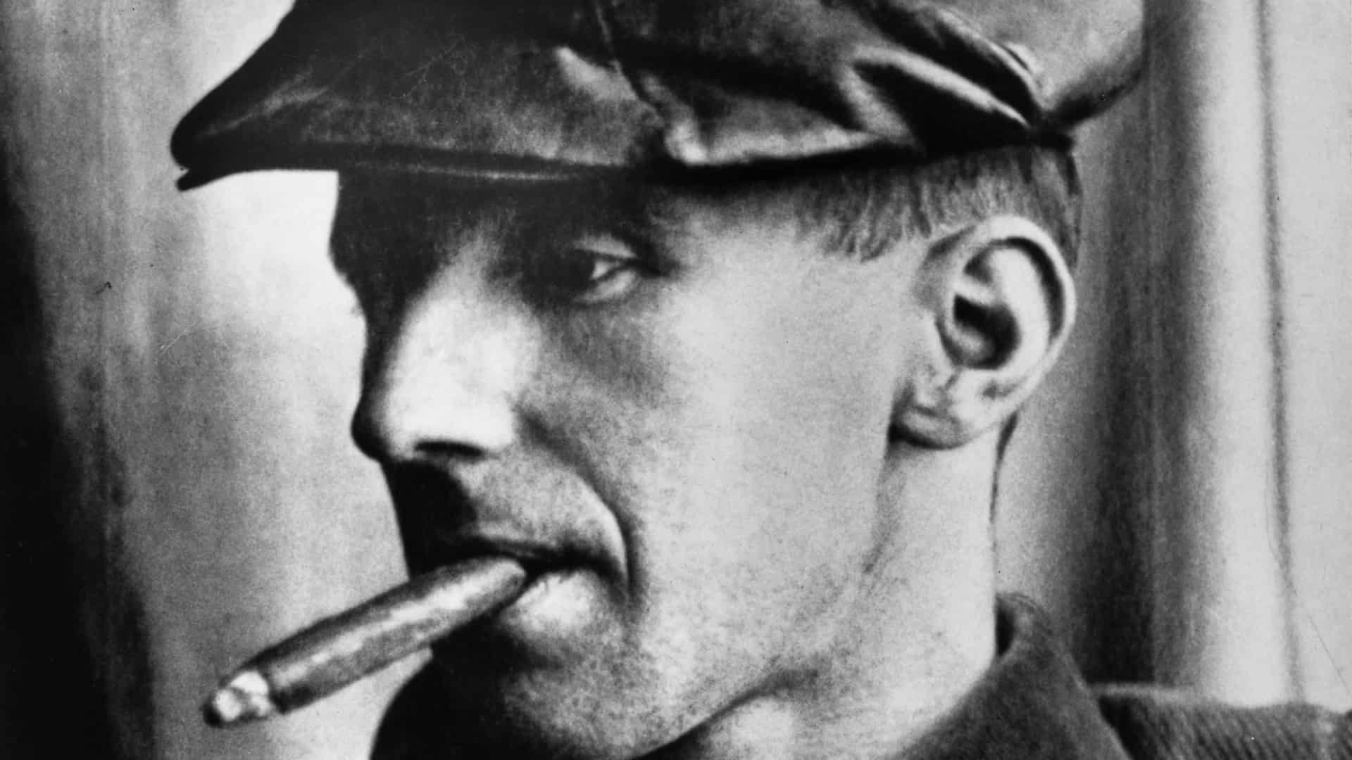 Adam Paulsen om Brecht og krigen | ugeavisen.dk
