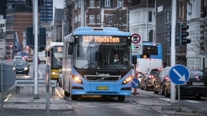 En aftale om at gøre Danmarks største byer grønnere lægger op til, at kommuner kan forbyde dieseldrevne personbiler uden partikelfilter i miljøzoner. I Aarhus er det området inden for ringgaderne. Foto: Axel Schütt