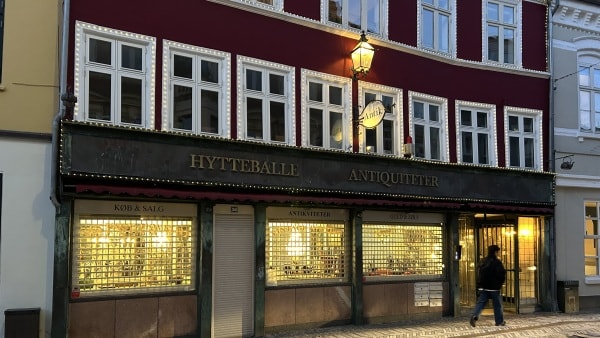 Mænd planlagde kup mod smykkebutik - men tabte alle tyvekosterne på flugtvejen