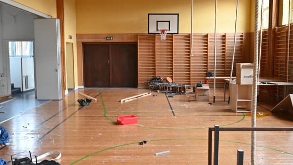 Købte hærværksramt skole for 50.000 kroner: Nu er der liv i lokalerne igen