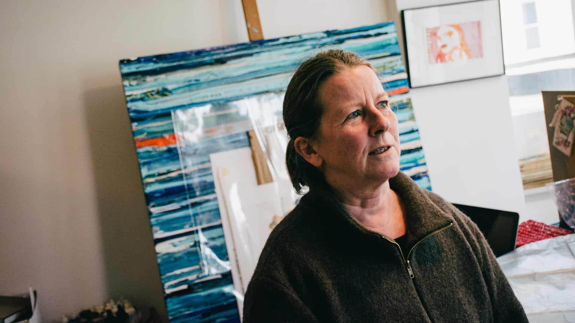 Midt i sit livs mareridt nød galleristen Anne en tiltrængt ferie - men ...