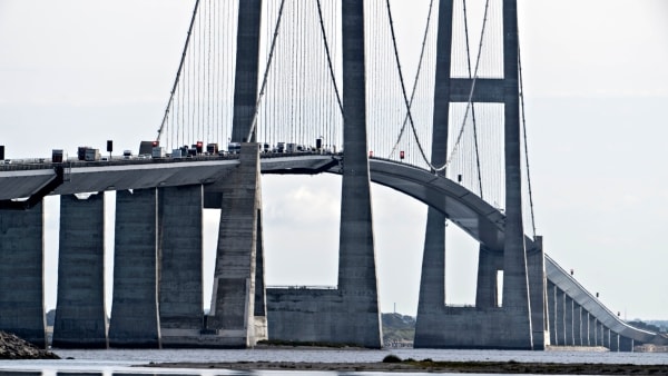 Ulykke på Storebæltsbroen: Politi og beredskab arbejdede på stedet