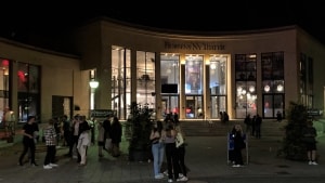 En af nattens sigtelser for overtrædelse af ordensbekendtgørelsen fandt sted på Teatertorvet i Horsens. Arkivfoto: Mette Graugaard