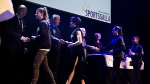 Efter sidste års virtuelle fejring og dette års aflyste show vender Sportsgalla tilbage til vante rammer i Vejle Musikteater til april. Men allerede nu kan man indstille kandidater til festens mange priser. Arkivfoto: Mette Mørk
