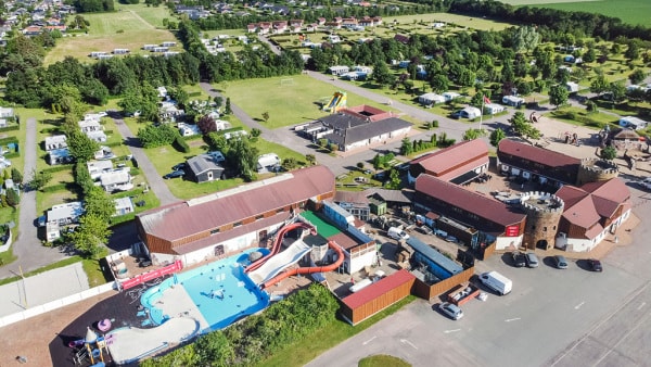 Stor koncern har taget ved lære efter utilfredshed hos campinggæster: - Vi har ændret kurs