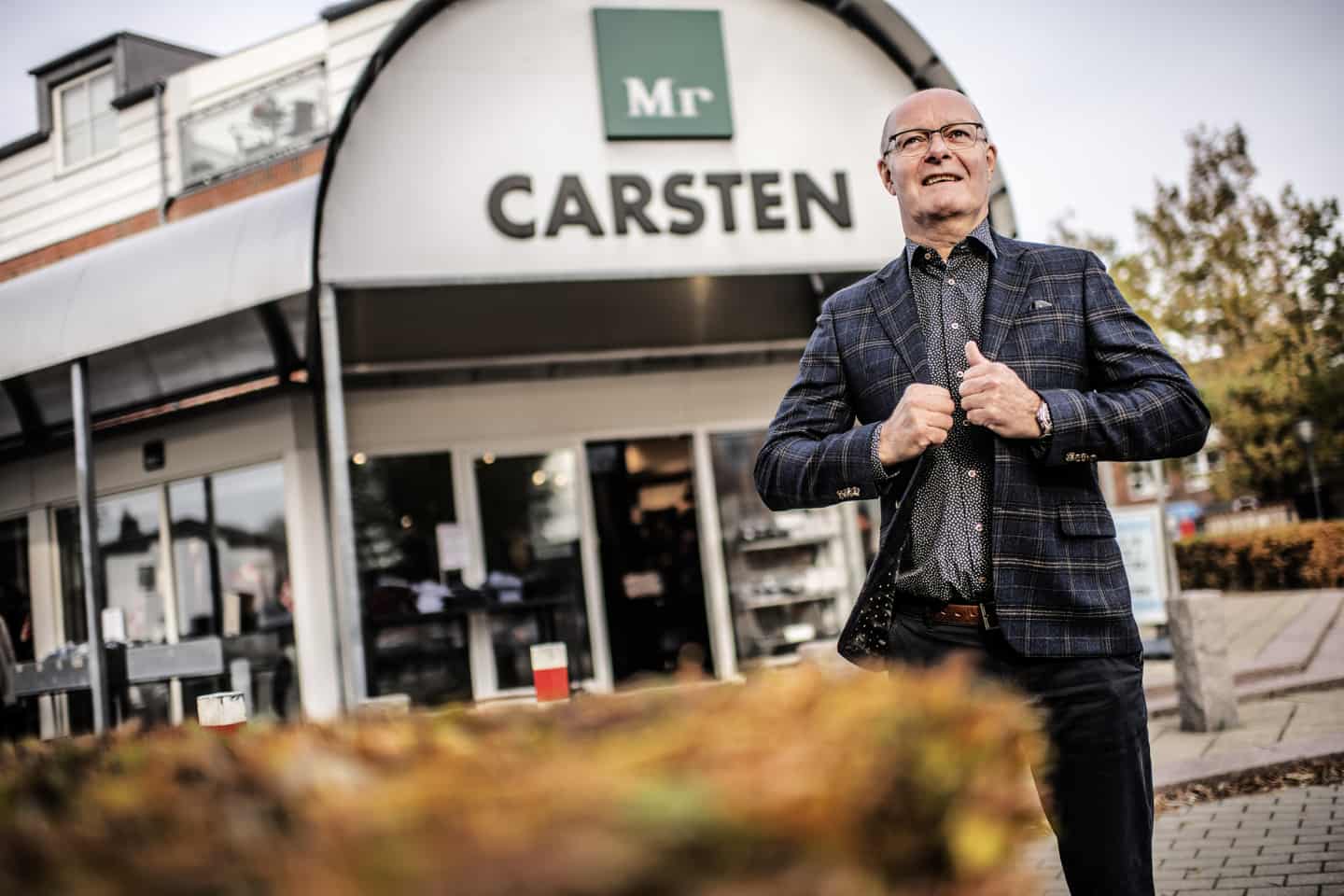 Mejeriprodukter salvie forklædning Carsten har været tøjmand i 35 år: Er optimist på detailbutikkernes vegne |  ugeavisen.dk
