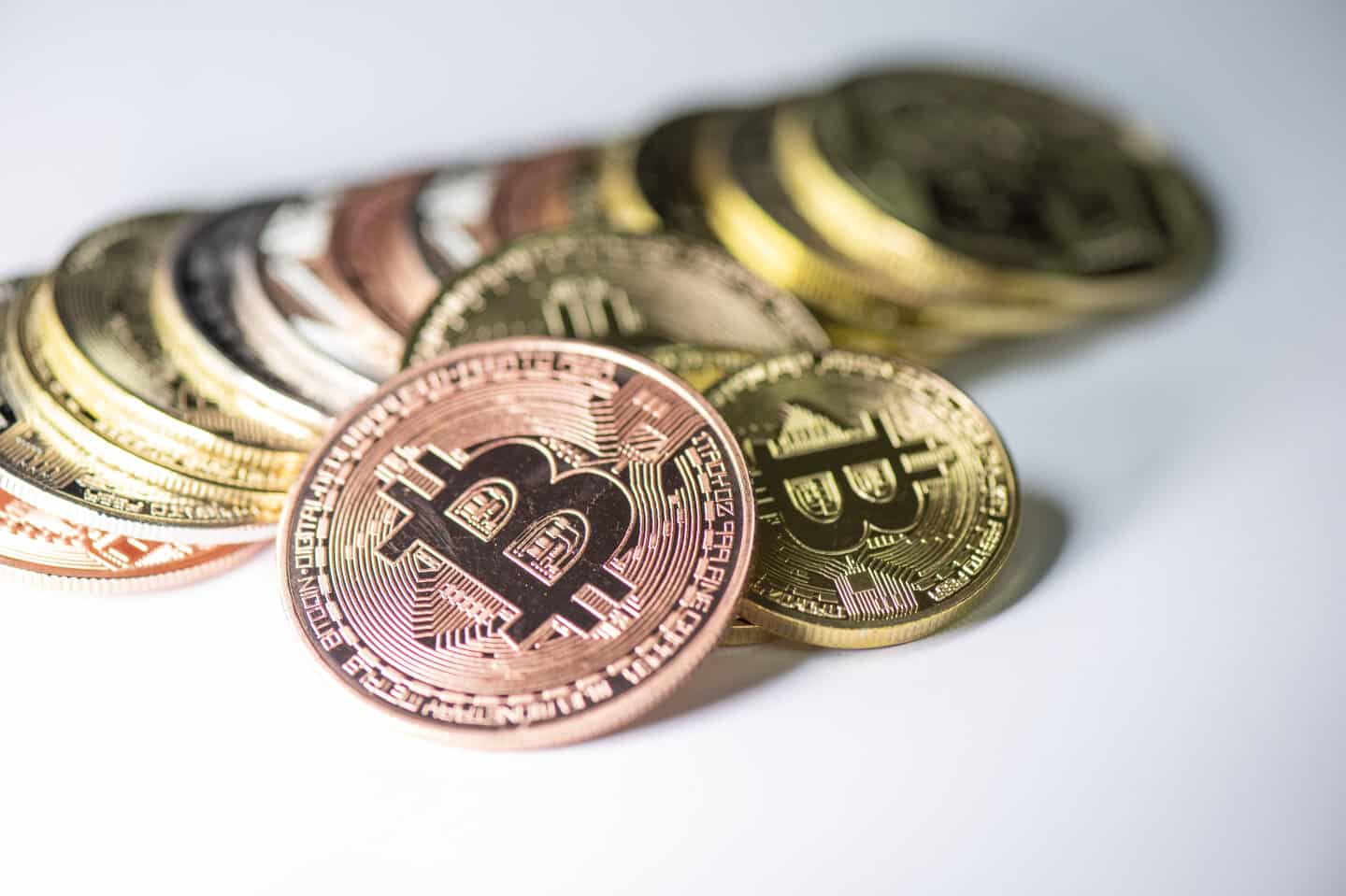 Prisen på bitcoin runder 90.000 dollar og når nyt højdepunkt | frdb.dk