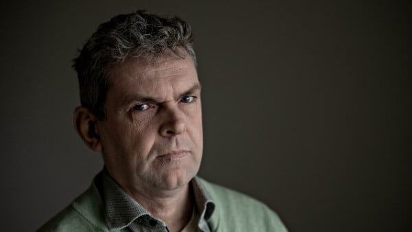 Mor tog børnene med på ferie: Nu har Rasmus ikke set dem i et halvt år