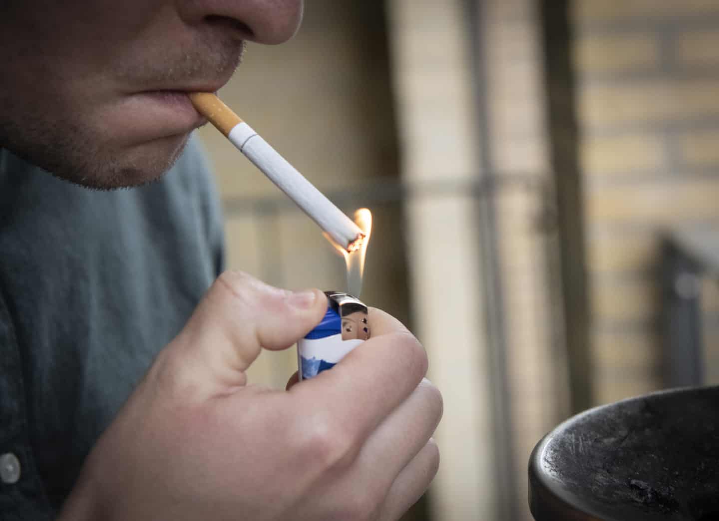 Vejle dropper cigaretterne - men de unge har fet en grim vane | jv.dk