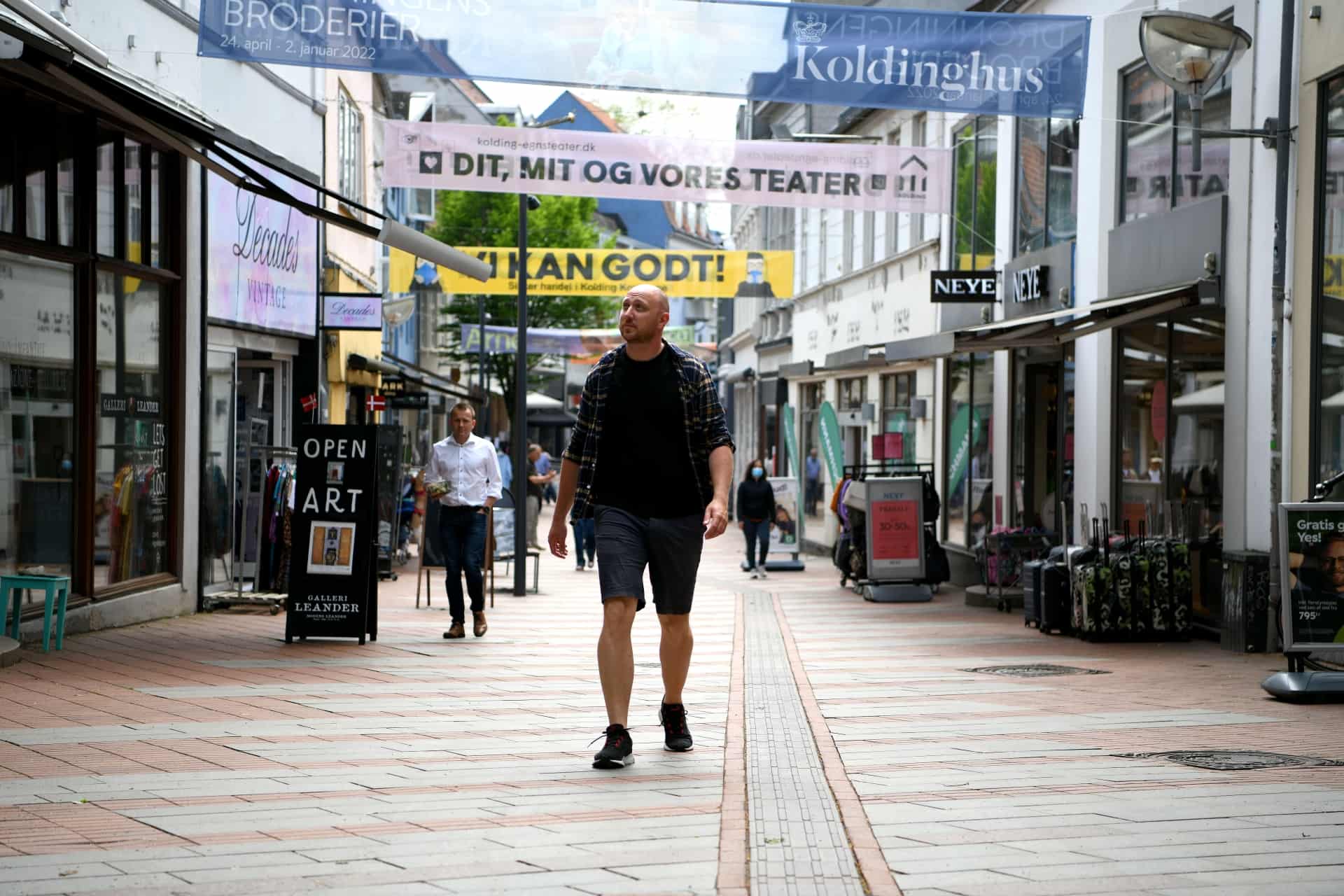 Daniel Har Levet Af Standup I 12 år Nu Vil Han Skubbe Til Kulturen I Kolding Vafodk 