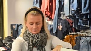 desinfektionsmiddel reaktion Lad os gøre det Stopper før legen bliver dårlig: Tøjbutik lukker for anden gang | faa.dk