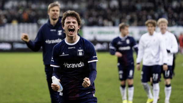 Han havde håbet, han kunne holde det hemmeligt: AGF-profils far har spillet for FC Midtjylland