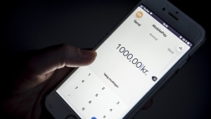 Snart kan du betale regninger på over 60.000 kroner eller købe en vare til 300.000 kroner i en fysisk butik ved at bruge Mobilepay. Foto: Mads Claus Rasmussen/Ritzau Scanpix