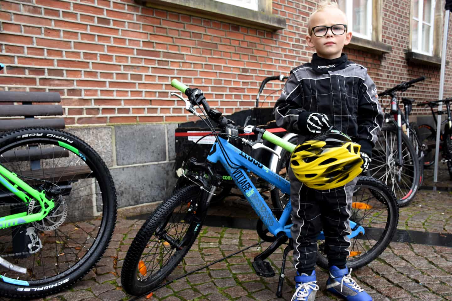 er mand for at cykle mountainbike | ugeavisen.dk