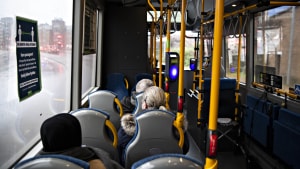 Både by- og regionalbusserne har været og er hårdt ramt af coronakrisen, hvor mange passagerer er forsvundet i løbet af 2020. Mange på både arbejdsmarkedet og på uddannelser har været hjemme, og meget tyder på, at det er et billede, der fortsætter i 2021. Foto: Simon Trøjgaard Jepsen