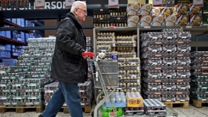 EU-Ministerrådet vil have pant på dåser ved den tyske grænsehandel, og det er noget, skiftende danske regeringer har kæmpet for i 20 år. Foto: Claus Fisker/Ritzau Scanpix