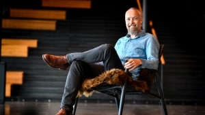 I to og et halvt år har Morten Arnesen siddet som direktør i Arena Randers. Og der har mildst talt været udfordringer i kølvandet på udvidelsen af stedet. Men nu begynder det at lysne, og det kan ses i efterårets travle program. Arkivfoto: Annelene Petersen