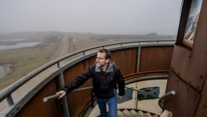 Arkitekt Rune Dybkjær fra Møller Nielsens Tegnestue i Struer, er manden, der slog stregerne til det, der i fjor var Nordvestjyllands ubestridt største turistattraktion: Oddesundtårnet. Foto: Morten Stricker