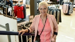 Ophørsudsalg: Vandskade for kunder lukker tøjbutik i Middelgade