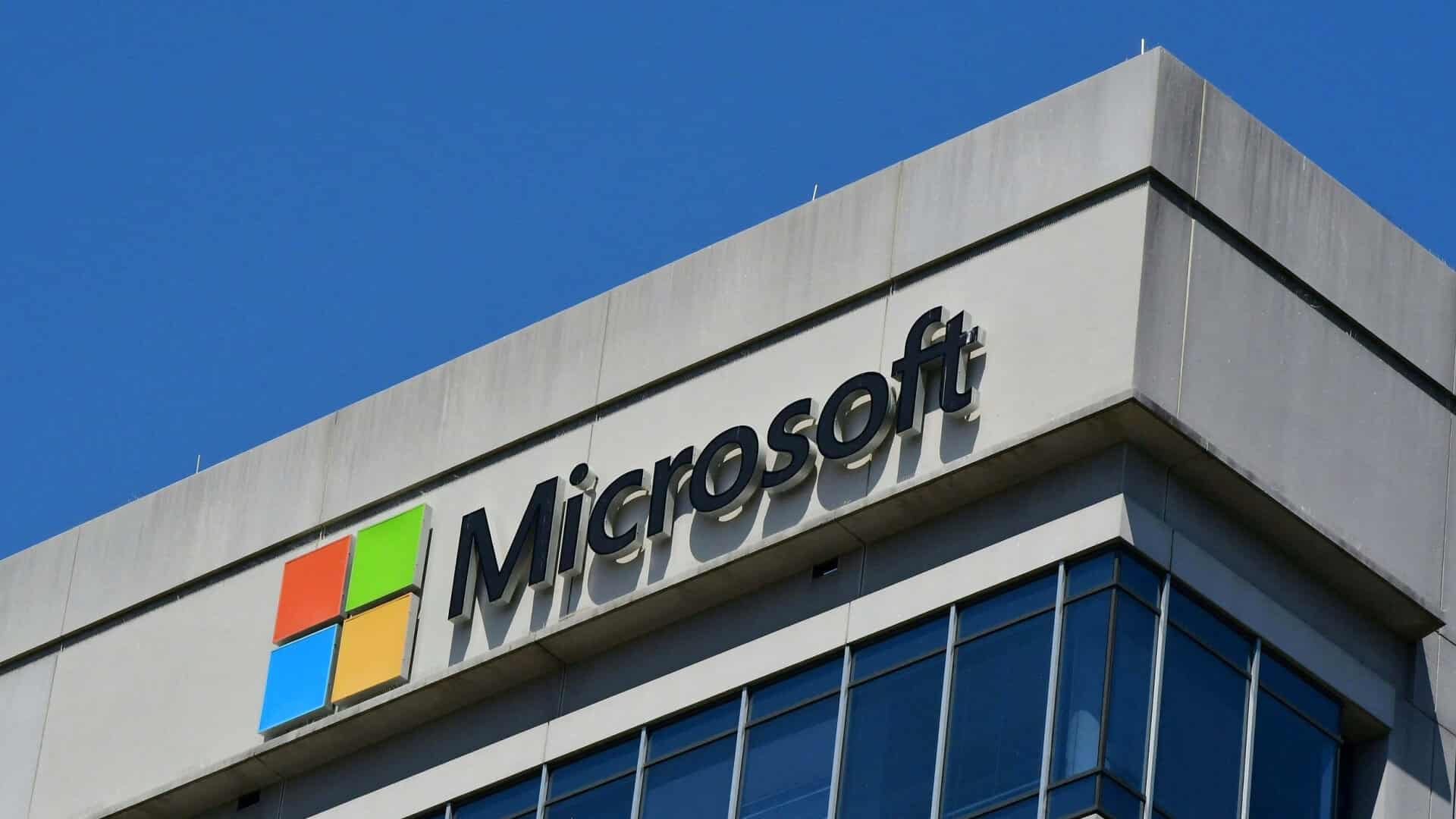 Computersalg Dk Svagt computersalg får Microsofts overskud til at falde ...