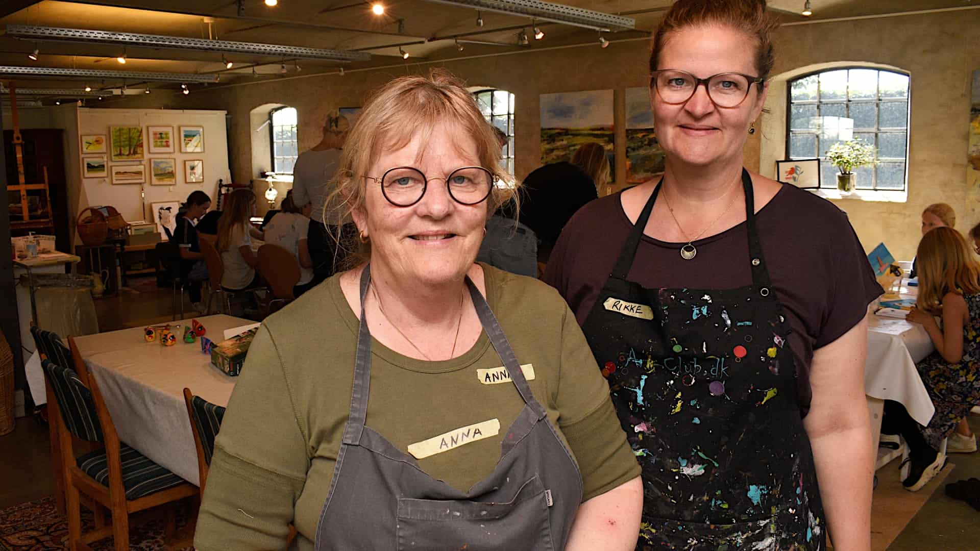 Anna og Rikke inspirerer børn: 15 år med succes for Sommerkunstskolen ...