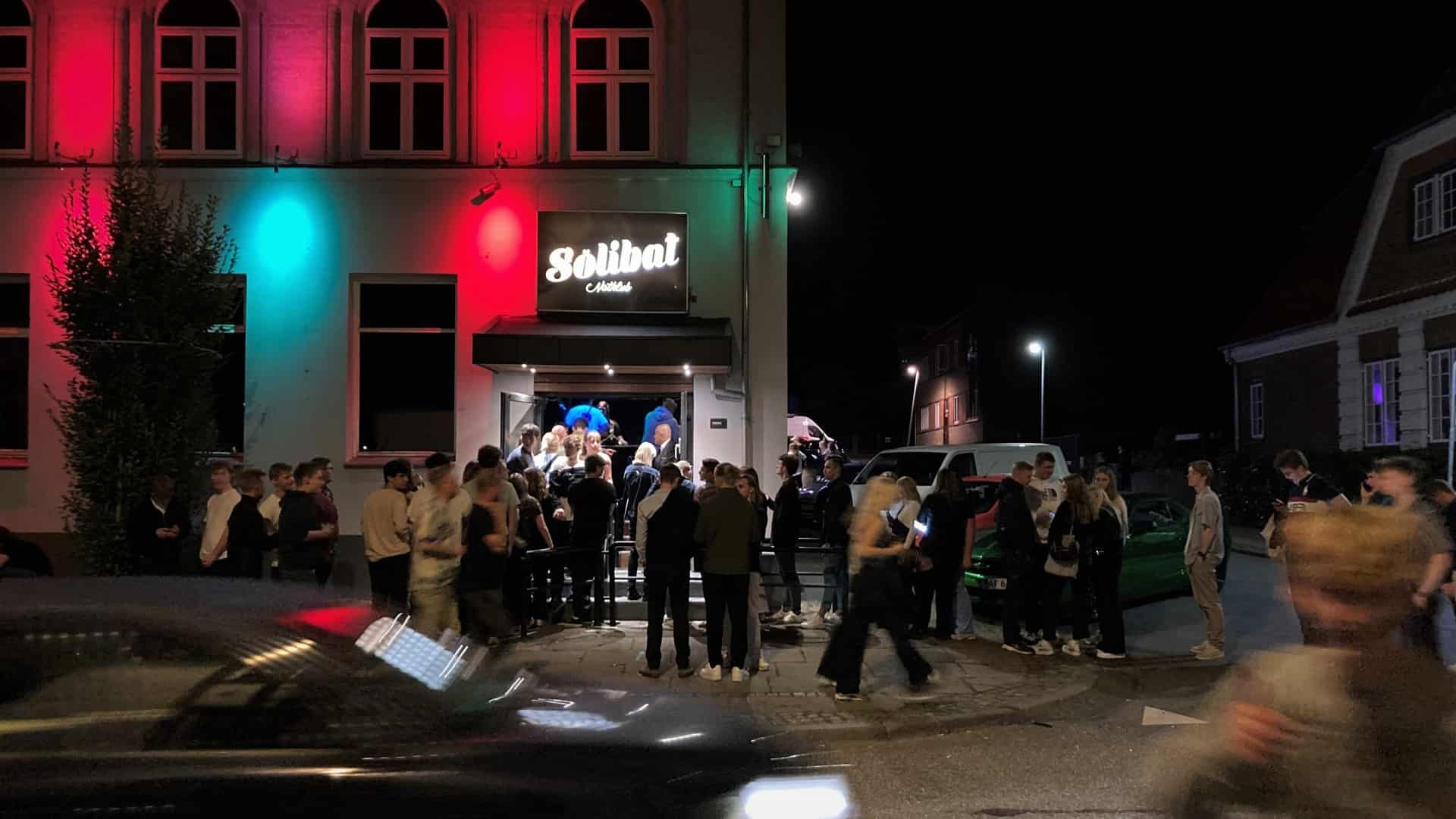 Politiet indfører nattelivszoner i Horsens: Fra lillejuleaften er barer ...