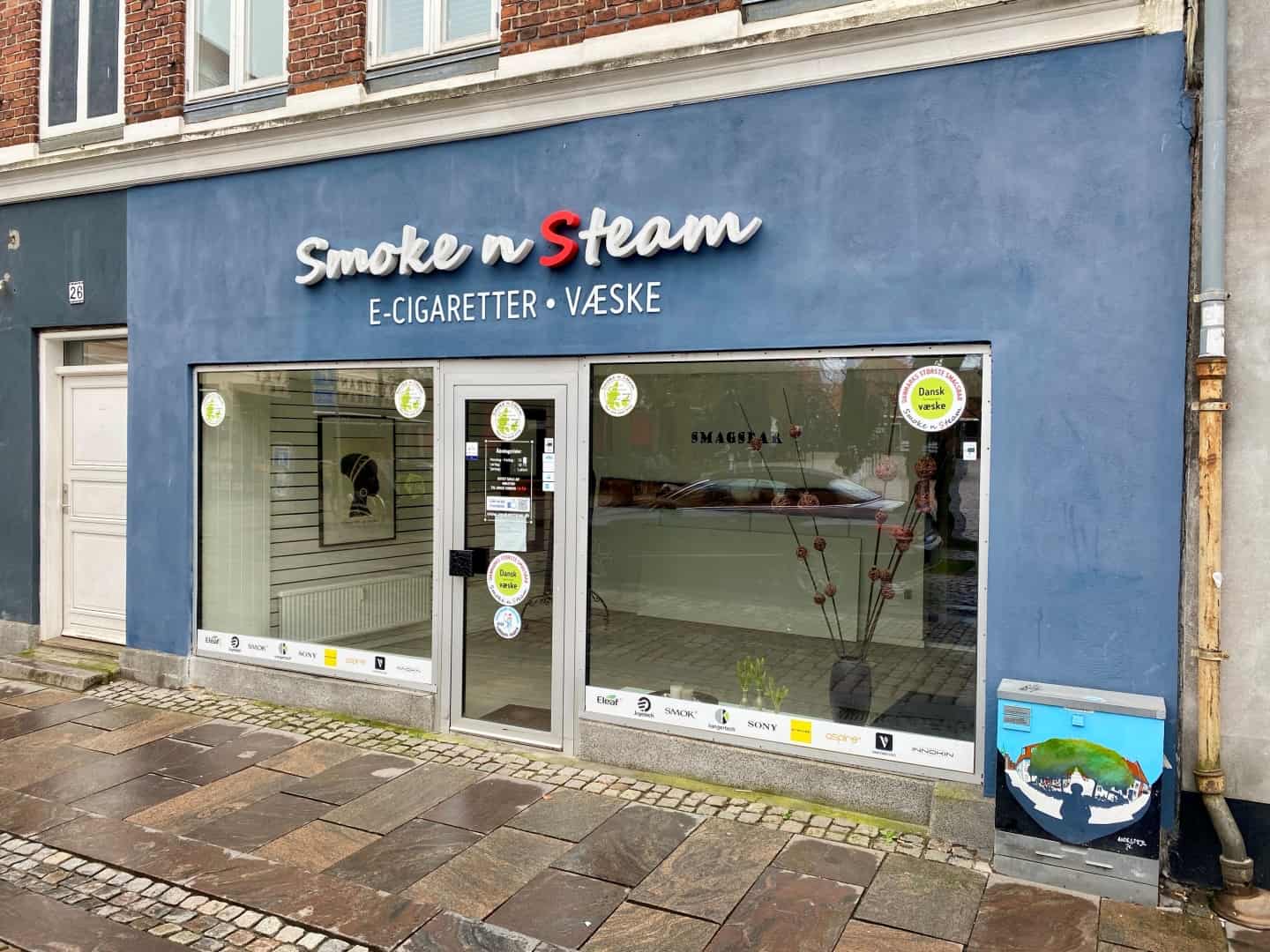 Trist besked i vinduet: 10 år gammel Helsingør-butik lukker og slukker