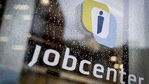 36 procent af de i alt godt 100.000 unikke personer, der forlod kontanthjælpssystemet fra midten af 2019 til 2021, fandt sig et arbejde. Men at 25 procent begyndte på en uddannelse, er også med til at sikre, at de på længere sigt kommer ind på arbejdsmarkedet, siger professor og arbejdsmarkedsforsker Bent Greve. Arkivfoto: Mads Claus Rasmussen/Ritzau Scanpix